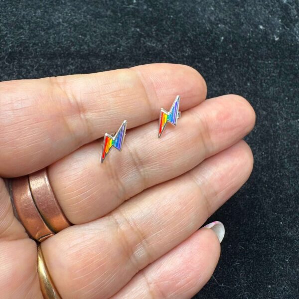 Aros rayos esmaltados arcoíris Plata 925