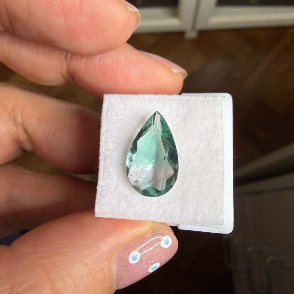 Cabuchon fluorita lágrima B